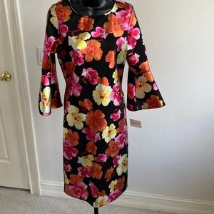 🚨NWT🚨 Olivia Matthews Black Multi-Floral Bell Sleeve Dress